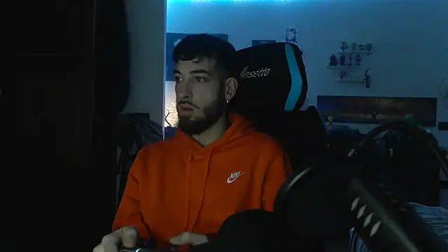 Snapshot of maestroboris95 chatting on 02/13/26, 11:49 maestroboris95 online show from 02/13/26, 11:49