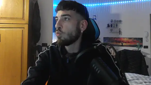 Snapshot of maestroboris95 chatting on 02/09/26, 12:52 maestroboris95 online show from 02/09/26, 12:52