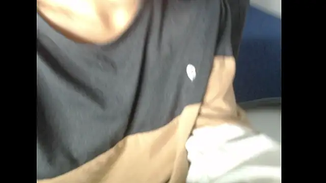 Snapshot of britan69 chatting on 02/21/26, 05:31 britan69 online show from 02/21/26, 05:31