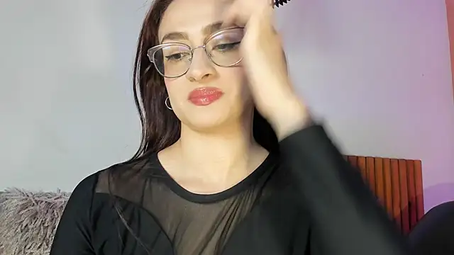 AndraCyruss online show from 04/02/26, 12:12