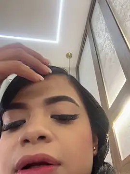 Alessia Gold online show from 03/19/26, 08:42