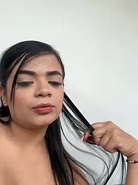 Alessia Gold online show from 03/28/26, 08:21