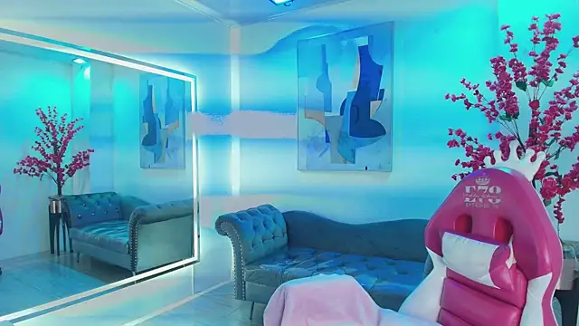 Chloe dolly online show from 04/26/26, 11:18