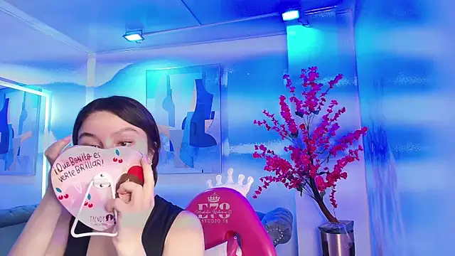 Chloe dolly online show from 04/21/26, 11:17