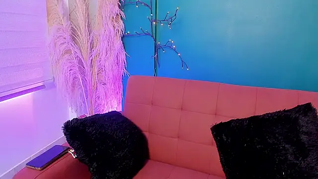 Snapshot of Scarlett_Raven_ chatting on 02/08/26, 08:39 Scarlett Raven online show from 02/08/26, 08:39