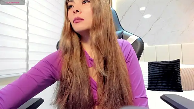 Snapshot of Scarlett_Raven_ chatting on 02/16/26, 09:02 Scarlett Raven online show from 02/16/26, 09:02