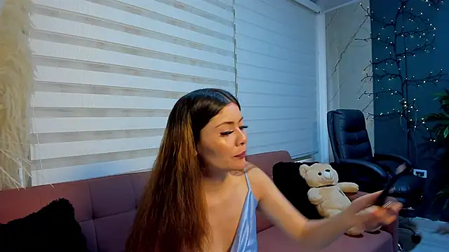 Snapshot of Scarlett_Raven_ chatting on 03/02/26, 08:27 Scarlett Raven online show from 03/02/26, 08:27