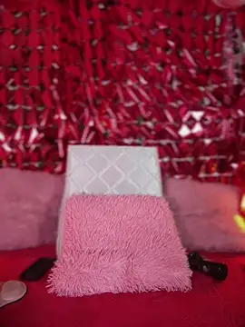 Woo isDaphne online show from 02/08/26, 11:46