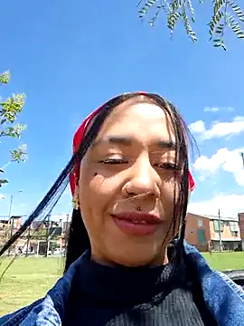 Snapshot of Zafira_glow chatting on 02/25/26, 03:34 Zafira glow online show from 02/25/26, 03:34