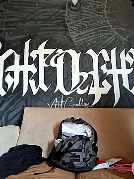 Snapshot of Zafira_glow chatting on 02/09/26, 09:13 Zafira glow online show from 02/09/26, 09:13