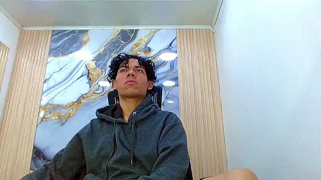 DaviidBuckx  online show from 03/14/26, 02:50