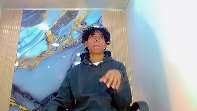 DaviidBuckx  online show from 04/01/26, 02:02