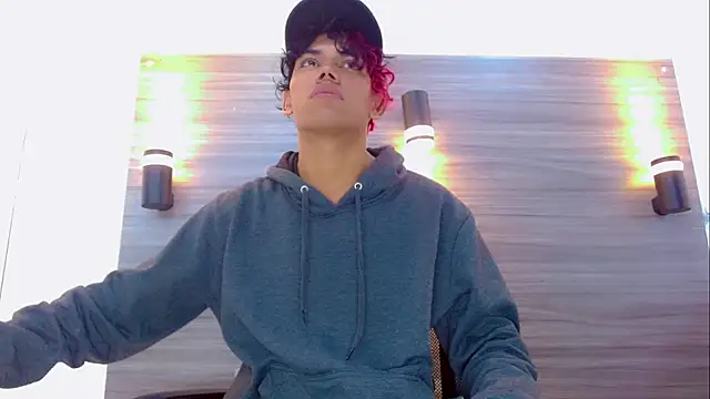 DaviidBuckx  online show from 04/19/26, 02:01