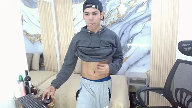 DaviidBuckx  online show from 05/21/26, 03:15