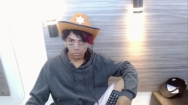 DaviidBuckx  online show from 04/28/26, 02:10