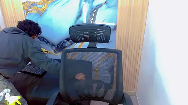 DaviidBuckx  online show from 03/26/26, 02:10