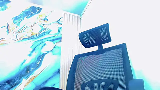 Snapshot of DaviidBuckx_ chatting on 02/24/26, 02:12 DaviidBuckx online show from 02/24/26, 02:12