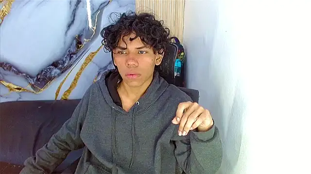 DaviidBuckx  online show from 03/08/26, 01:55