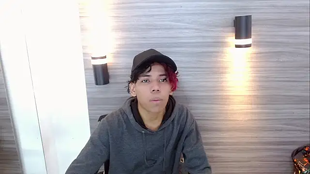 DaviidBuckx  online show from 04/22/26, 02:18