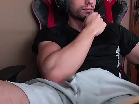 Snapshot of Stefan_dot chatting on 02/16/26, 03:05 Stefan dot online show from 02/16/26, 03:05