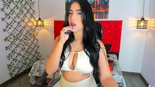 Jessica bellini online show from 04/23/26, 03:46