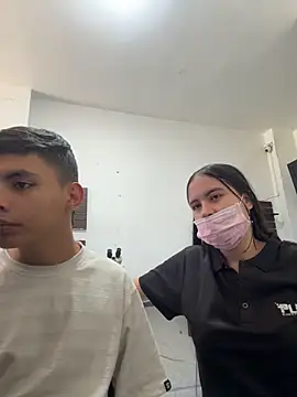 two cam latin online show from 04/22/26, 04:03