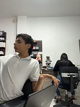 Snapshot of two_cam_latin chatting on 02/28/26, 10:42 two cam latin online show from 02/28/26, 10:42