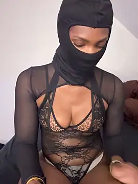 Snapshot of KiaraAmara chatting on 02/24/26, 05:14 KiaraAmara online show from 02/24/26, 05:14