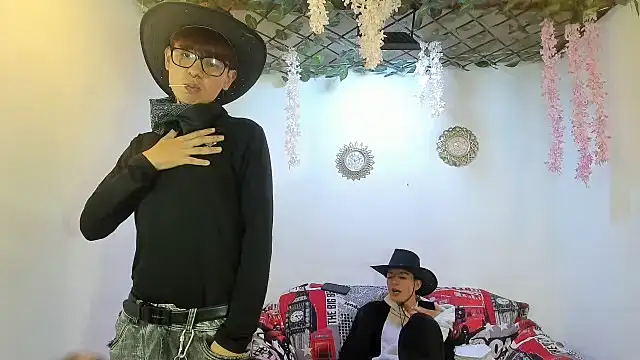 Snapshot of Lizeth_hot2002 chatting on 02/17/26, 01:47 Lizeth hot2002 online show from 02/17/26, 01:47