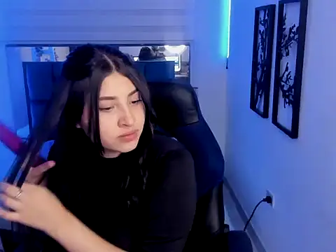 bloom winxx online show from 02/13/26, 03:06