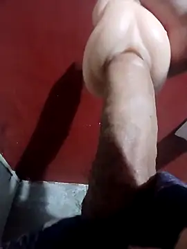 Snapshot of papi23l chatting on 02/18/26, 08:11 papi23l online show from 02/18/26, 08:11