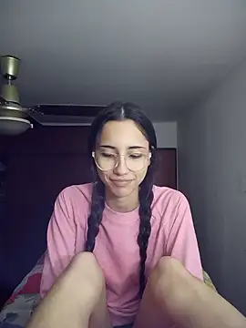 isaaabelaaa online show from 05/17/26, 02:55