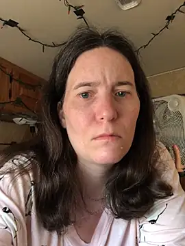 Snapshot of JMT42 chatting on 02/14/26, 07:36 JMT42 online show from 02/14/26, 07:36