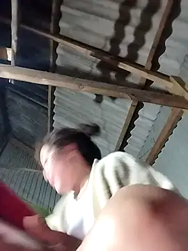 Yiyoongg online show from 04/14/26, 01:05