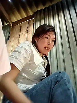 Yiyoongg online show from 03/12/26, 04:51