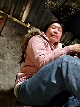 Yiyoongg online show from 03/18/26, 02:58