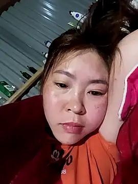 Yiyoongg online show from 03/31/26, 11:18