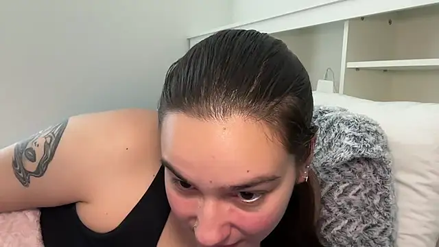anitayurmoniii online show from 06/30/26, 06:30
