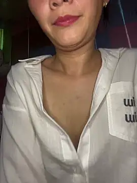 Snapshot of Lucky-baby077 chatting on 02/28/26, 10:15 Lucky-baby077 online show from 02/28/26, 10:15