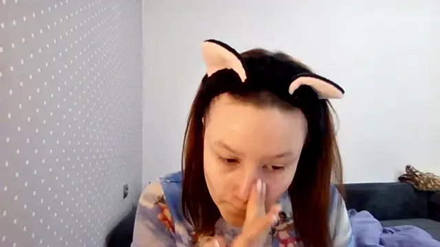 Ammymia online show from 03/09/26, 07:23