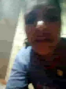 Snapshot of Loomaraj chatting on 02/19/26, 04:04 Loomaraj online show from 02/19/26, 04:04