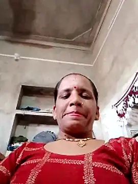 Snapshot of Anitarakkoli chatting on 06/17/26, 06:13 Anitarakkoli online show from 06/17/26, 06:13