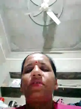 Snapshot of Anitarakkoli chatting on 06/21/26, 06:03 Anitarakkoli online show from 06/21/26, 06:03