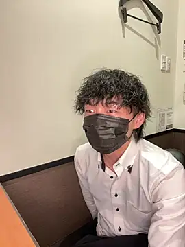 Snapshot of --ha-ru-- chatting on 02/28/26, 11:10 --ha-ru-- online show from 02/28/26, 11:10