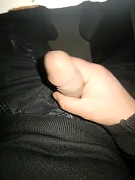 Snapshot of Engin_21 chatting on 02/08/26, 10:29 Engin 21 online show from 02/08/26, 10:29