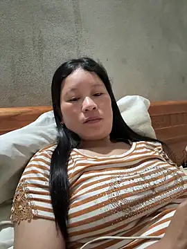 Snapshot of PTM99 chatting on 02/15/26, 12:22 PTM99 online show from 02/15/26, 12:22