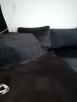 Snapshot of AkuManis chatting on 02/15/26, 08:41 AkuManis online show from 02/15/26, 08:41