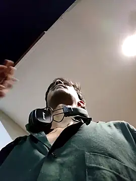 Sam03s online show from 04/03/26, 04:24