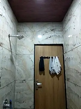 Sam03s online show from 04/04/26, 11:39