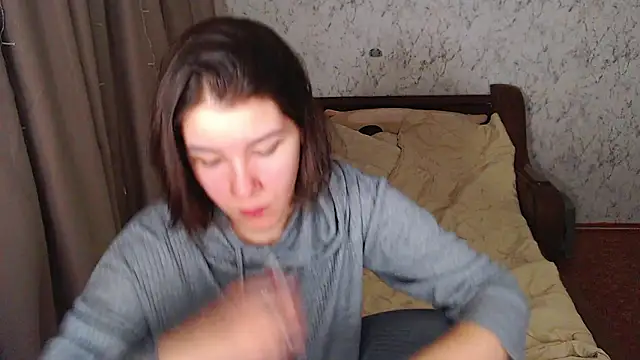 AdelMauds online show from 02/17/26, 06:16